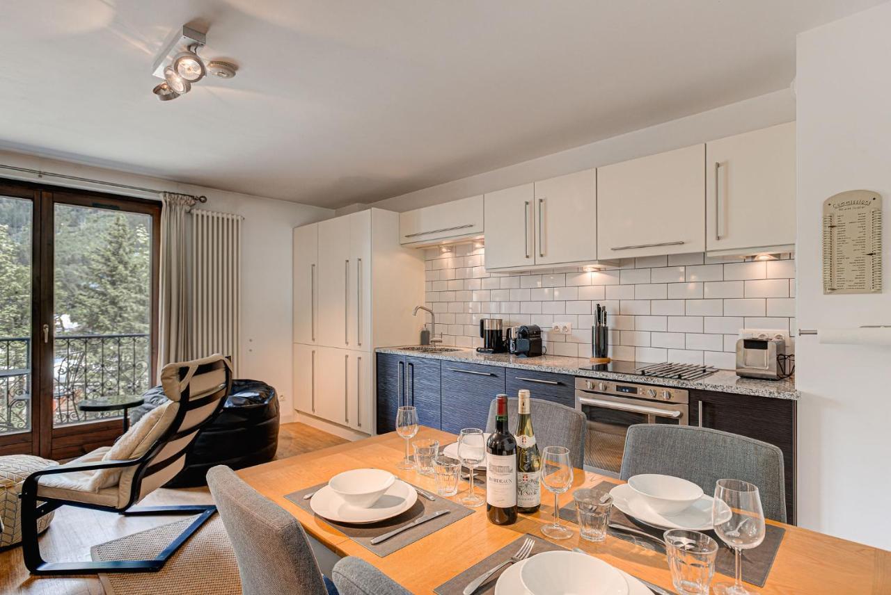 Apartment Cosmiques - Alpes Travel - Central Chamonix - Sleeps 4 外观 照片